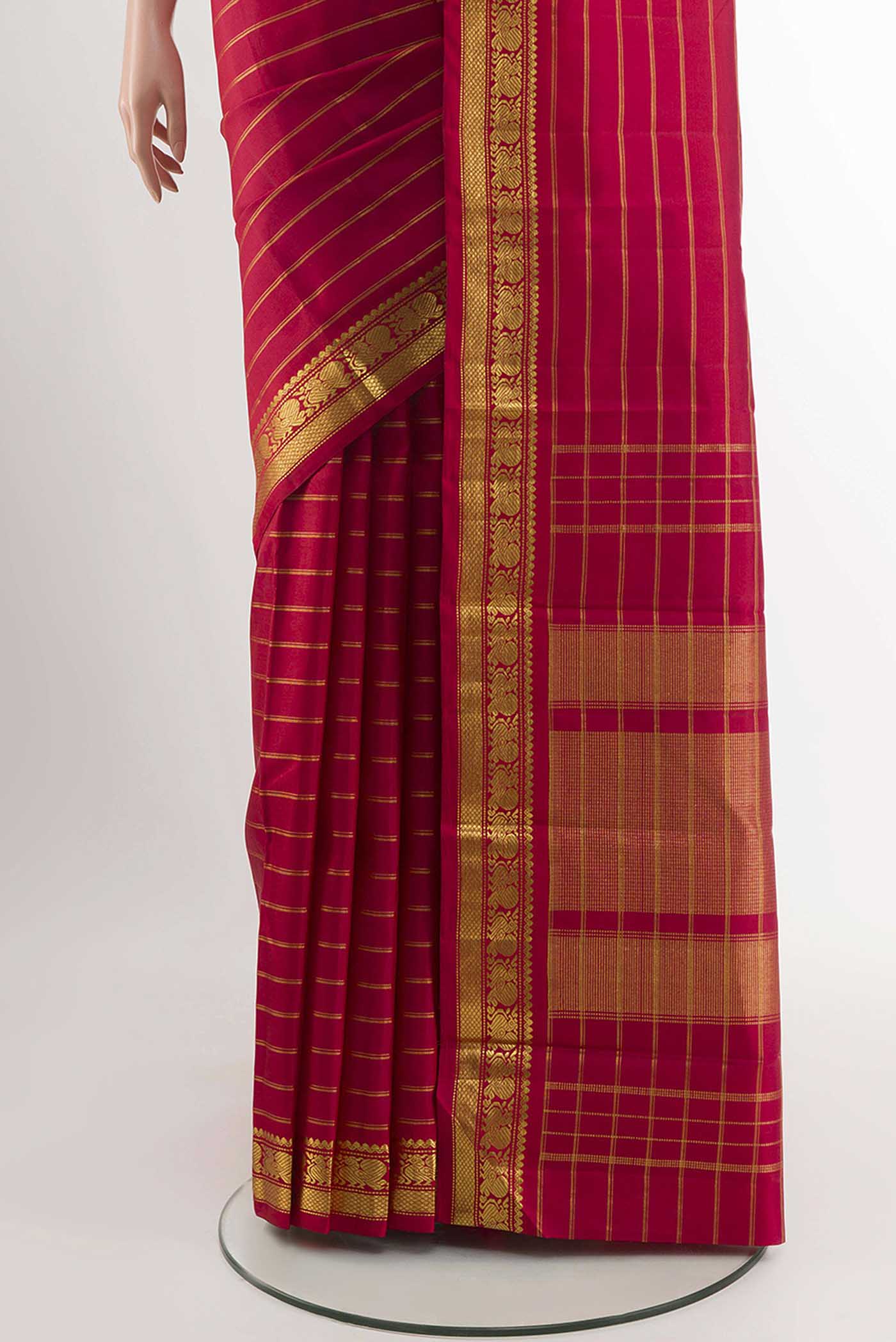 pleats pallu