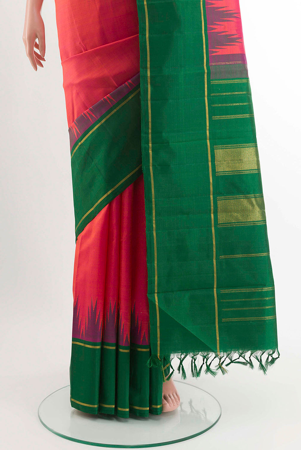 pleats pallu