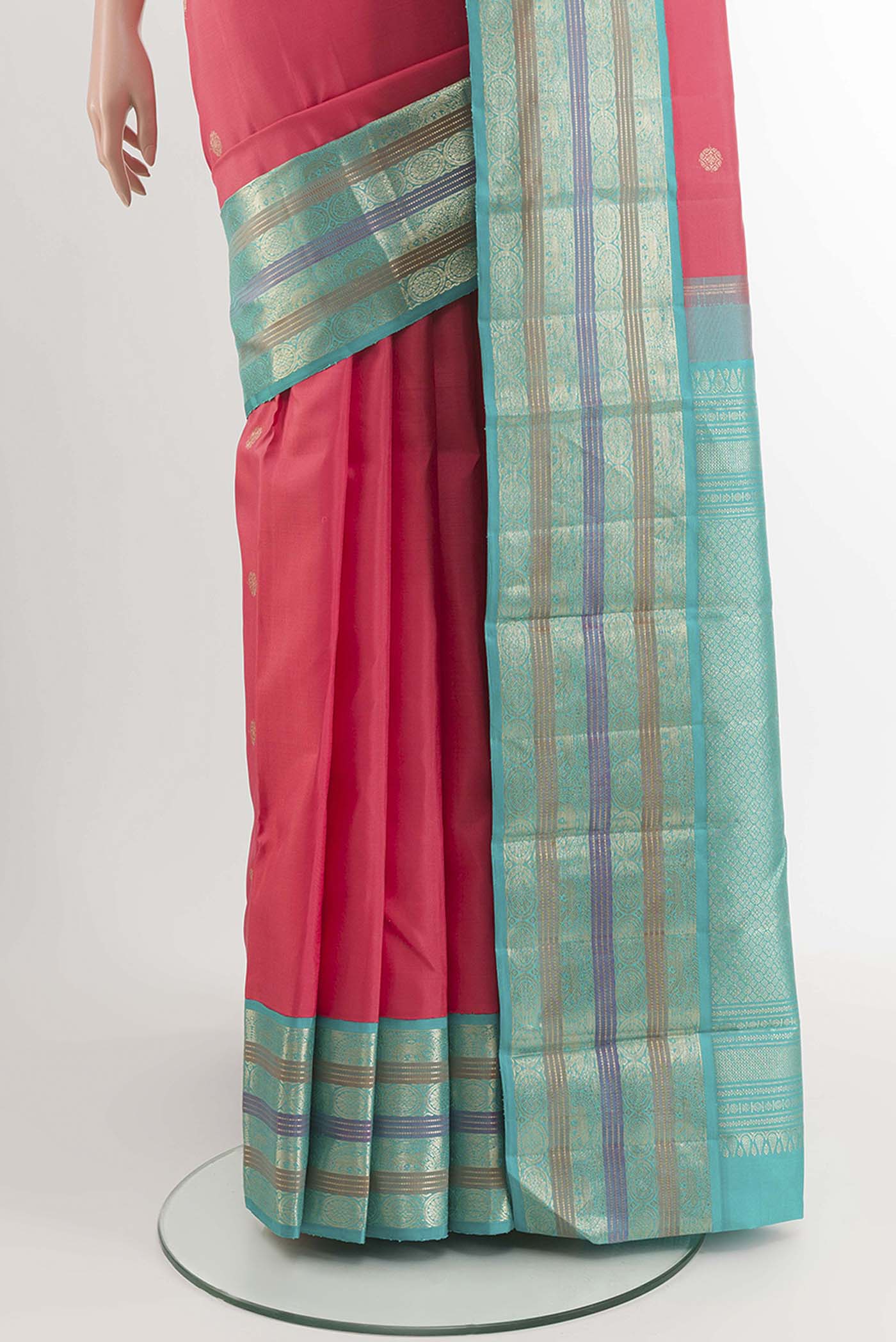 pleats pallu