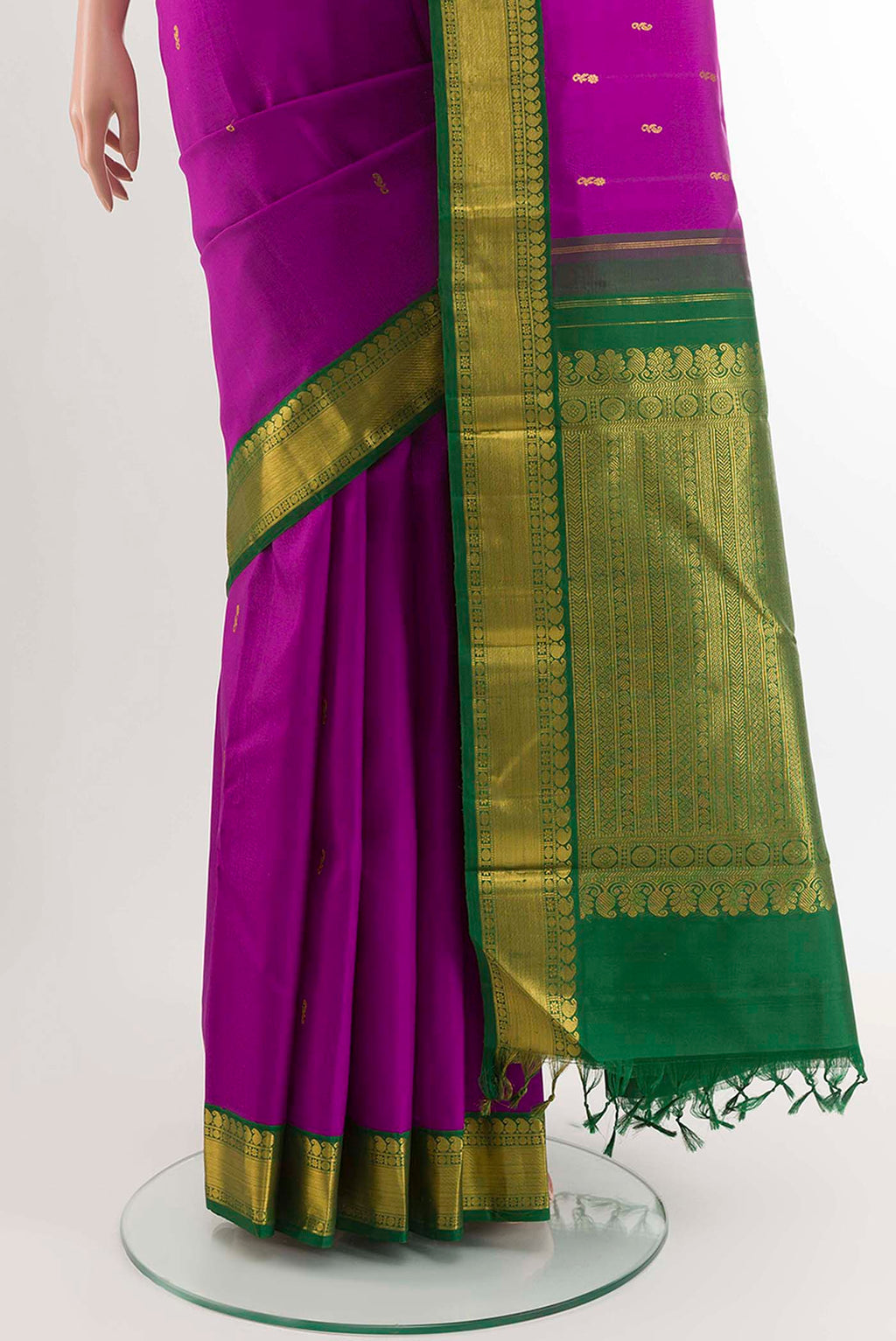 pleats pallu