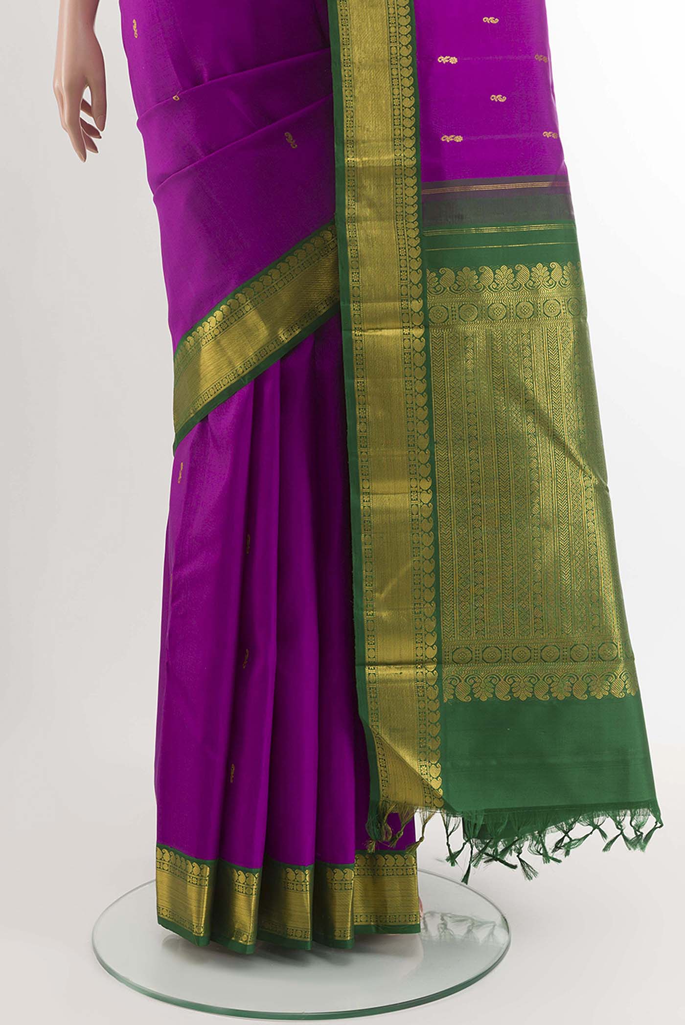 pleats pallu