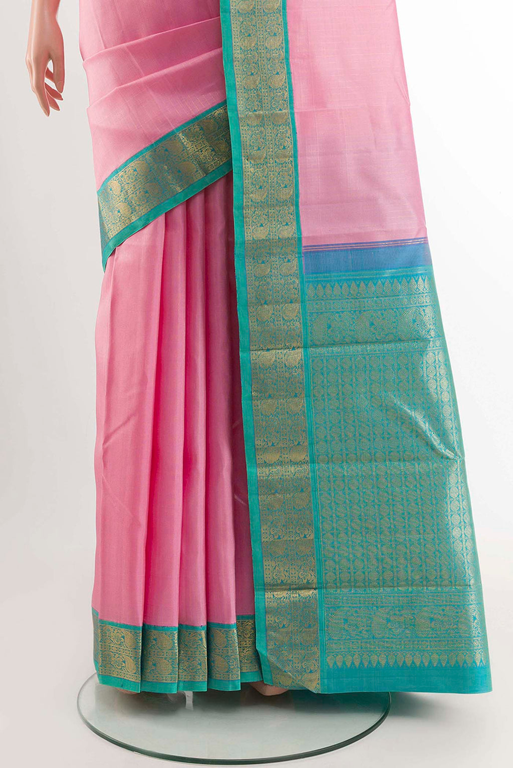 pleats pallu