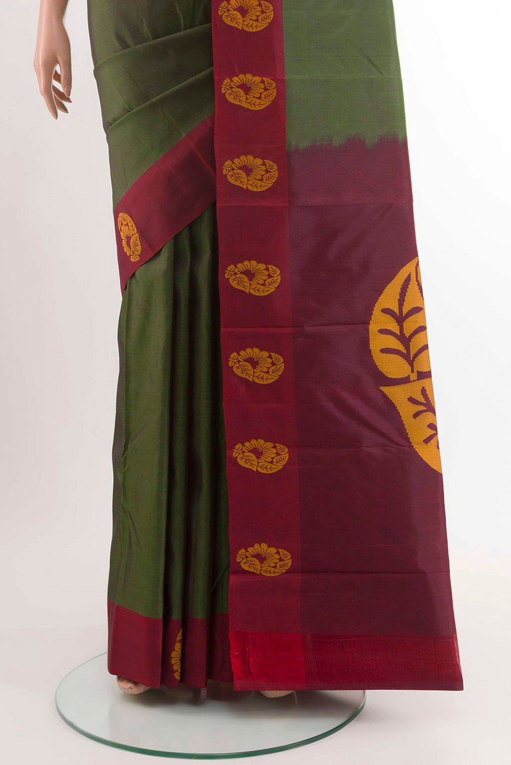 pleats pallu