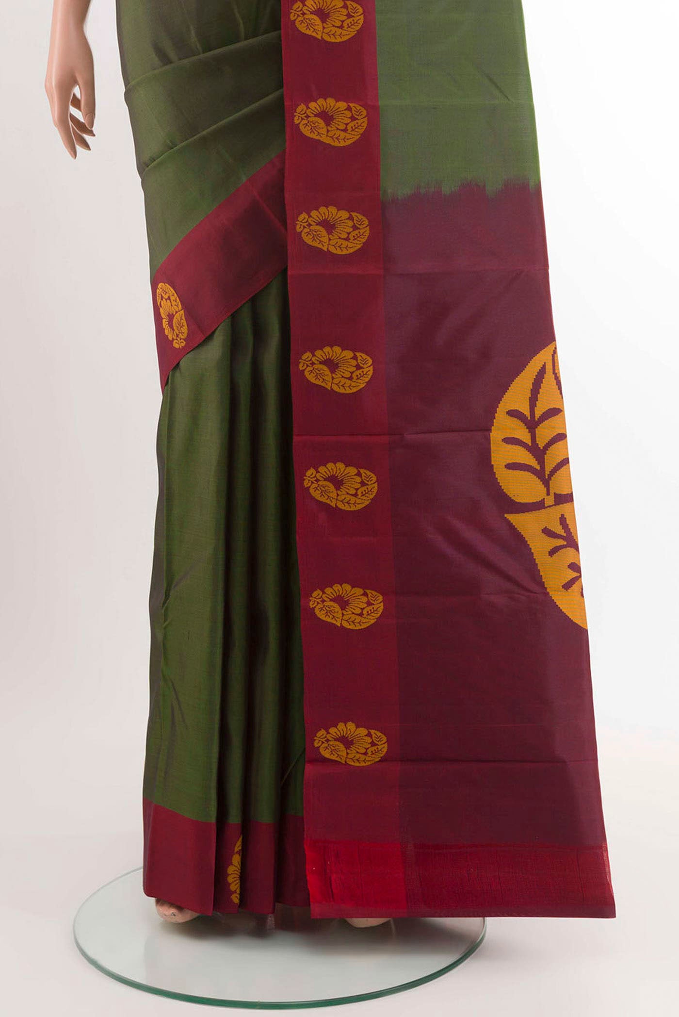 pleats pallu