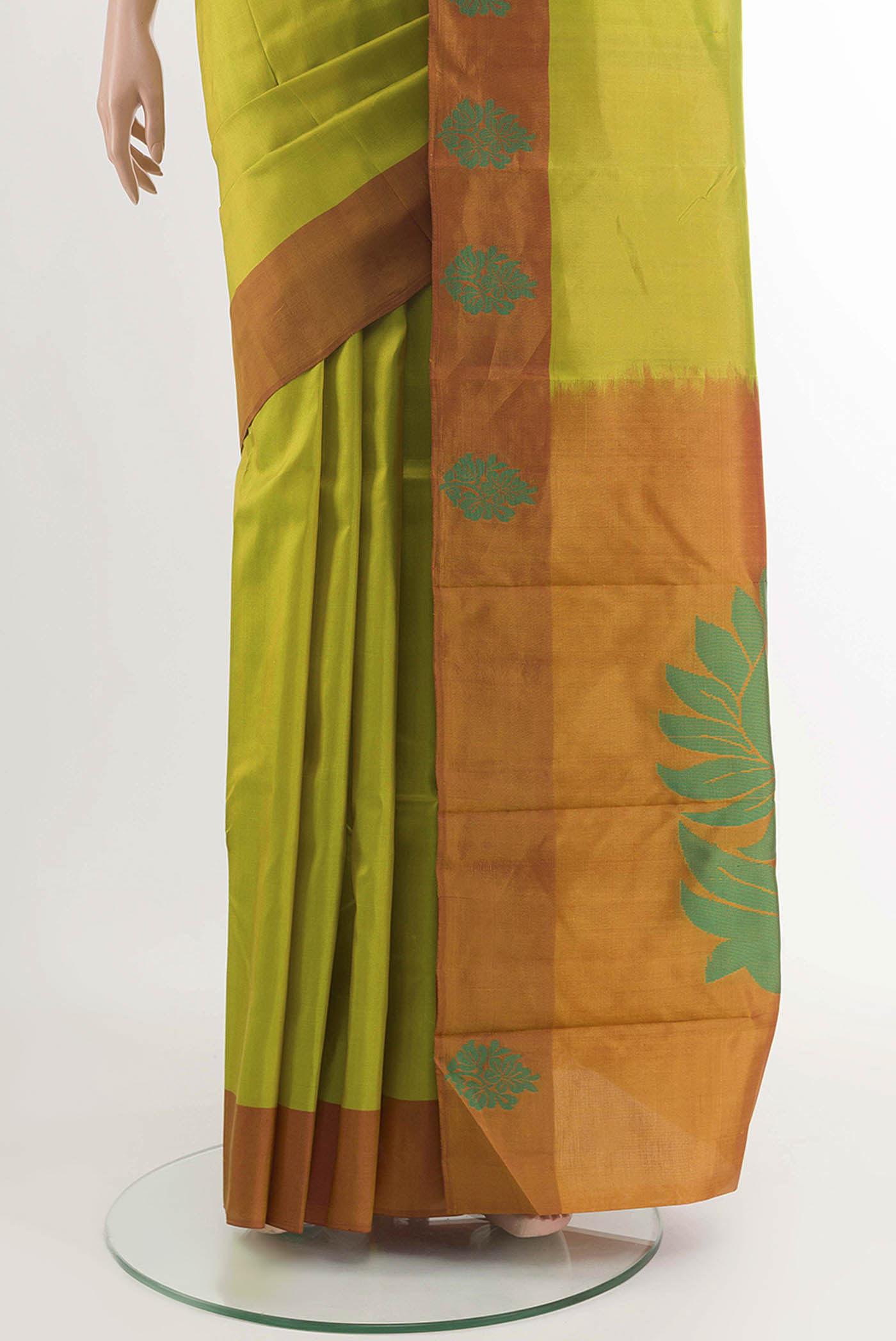 pleats pallu
