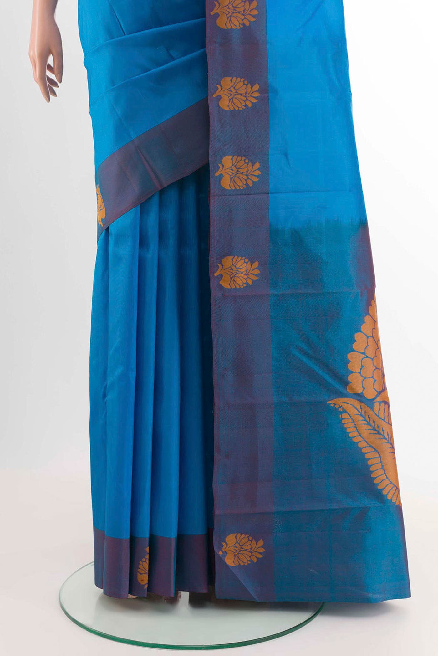 pleats pallu