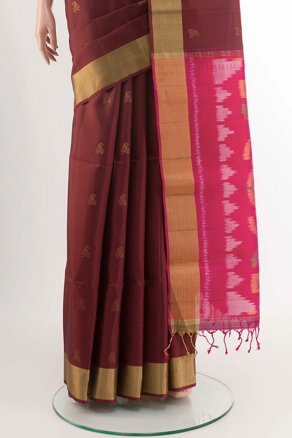 pleats pallu