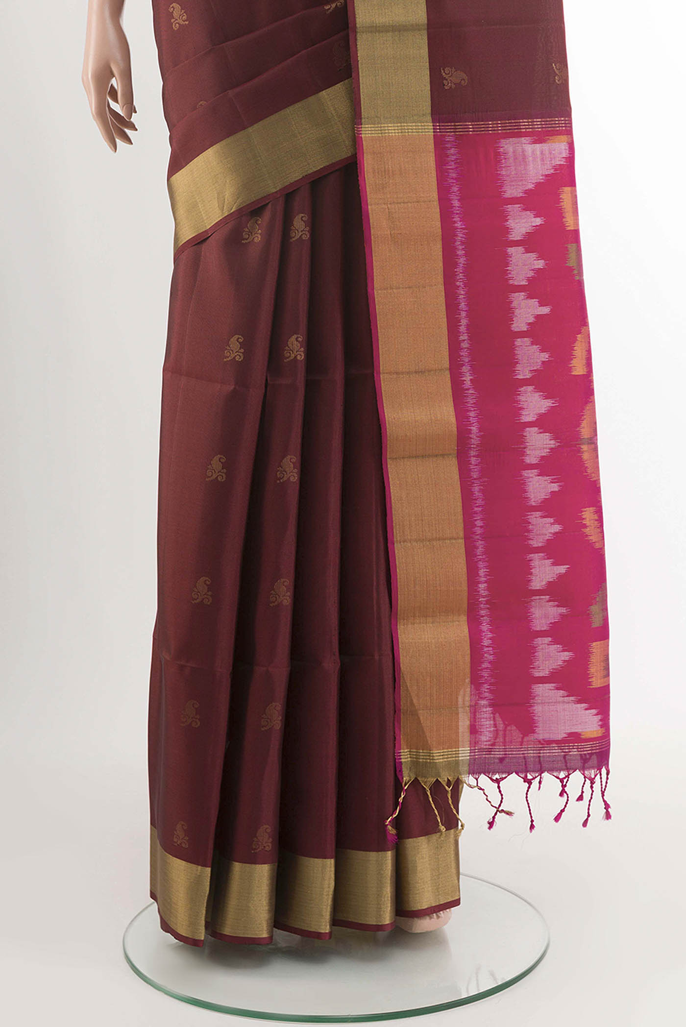 pleats pallu