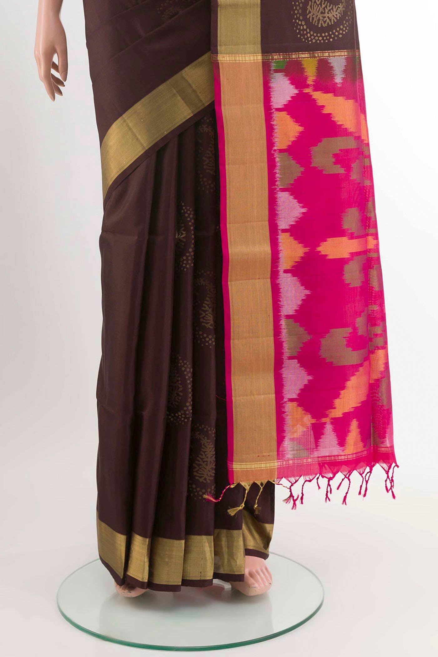 pleats pallu