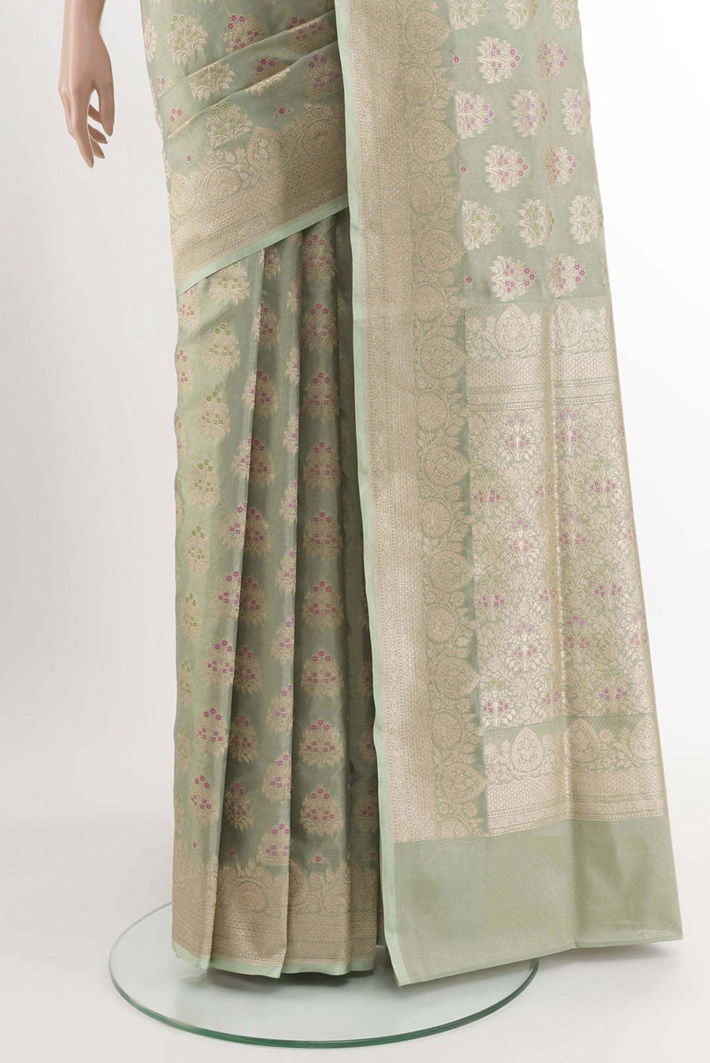 pleats pallu
