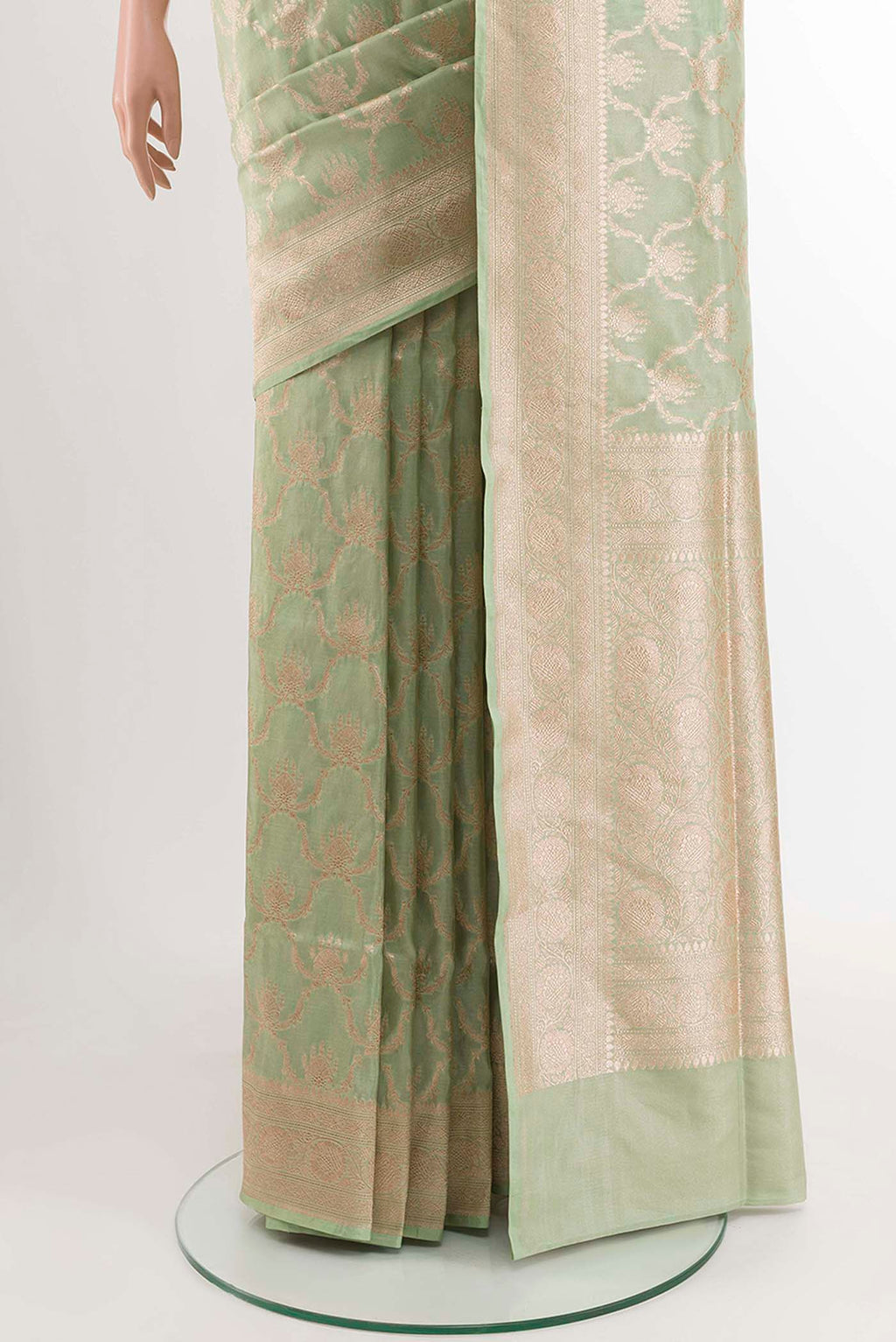 pleats pallu