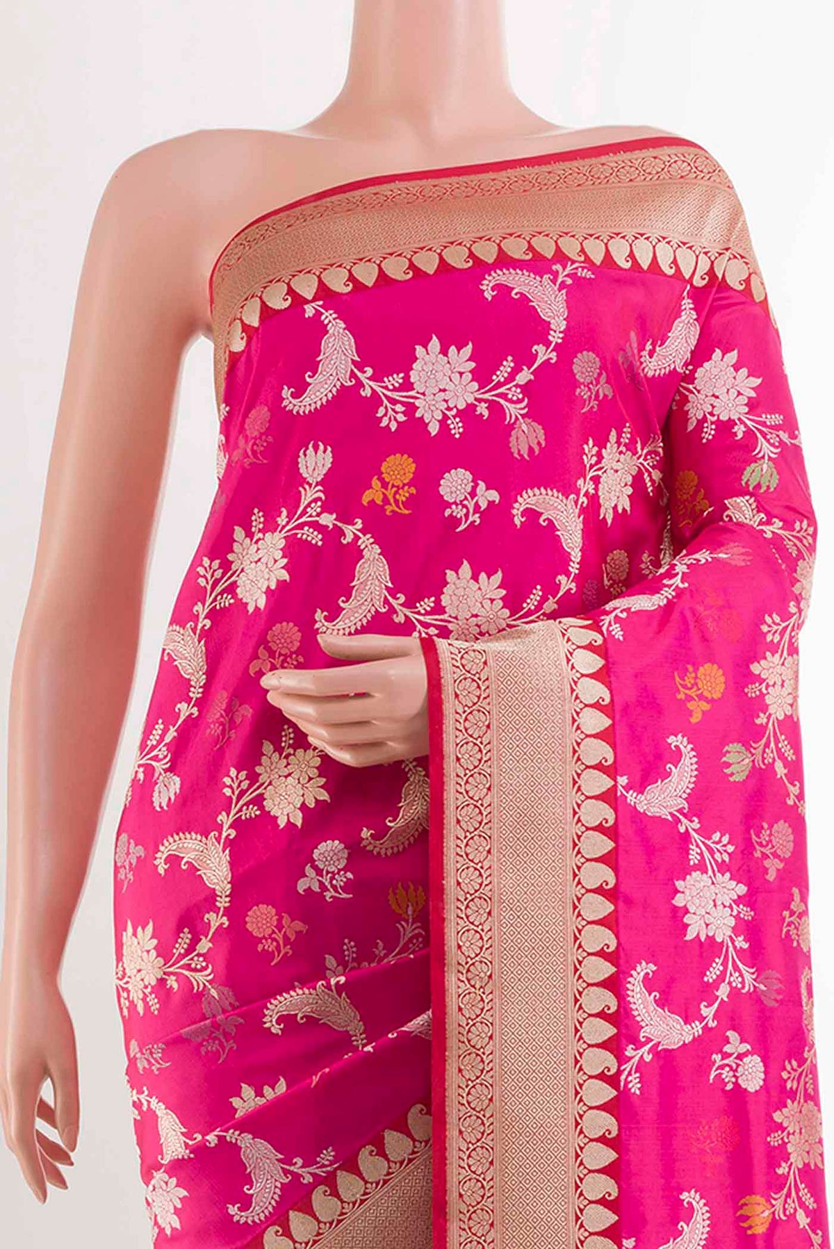 Border image of Pink Banarasi Silk Saree with Zari Brocade on the body and Zari Border