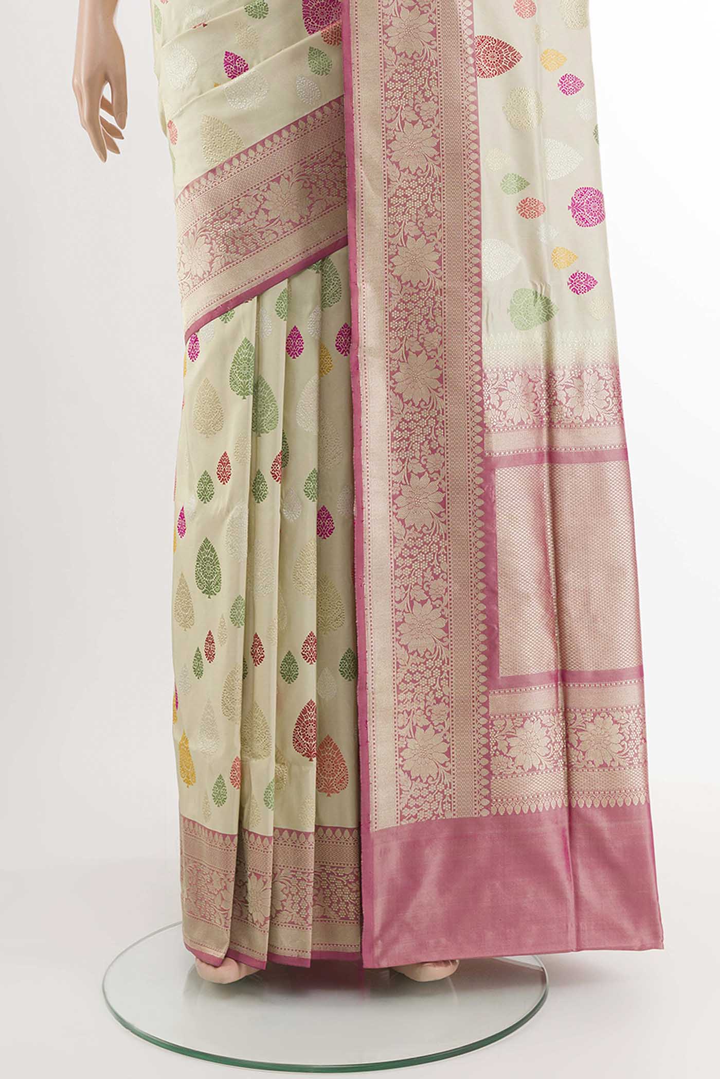 pleats pallu