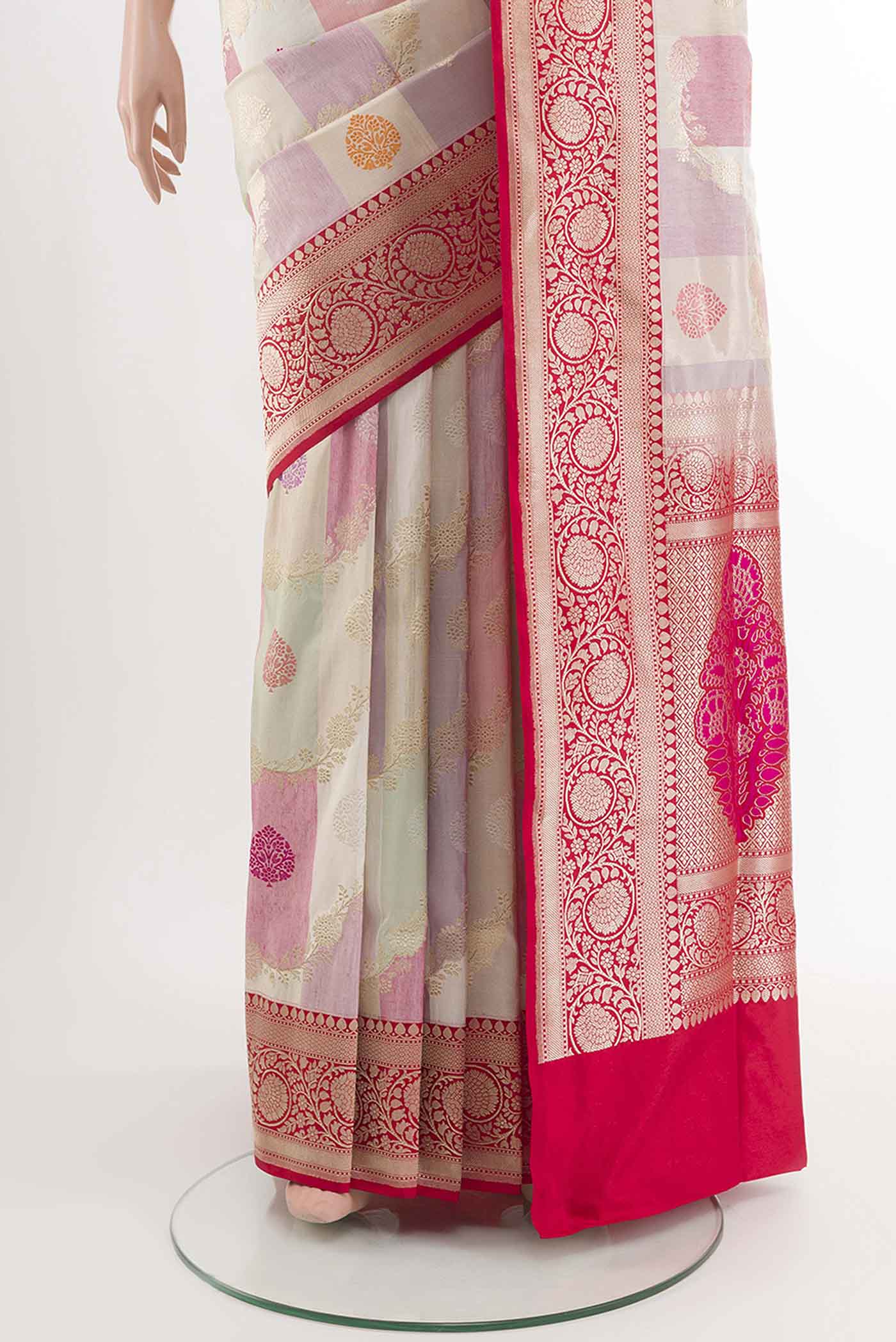 pleats pallu