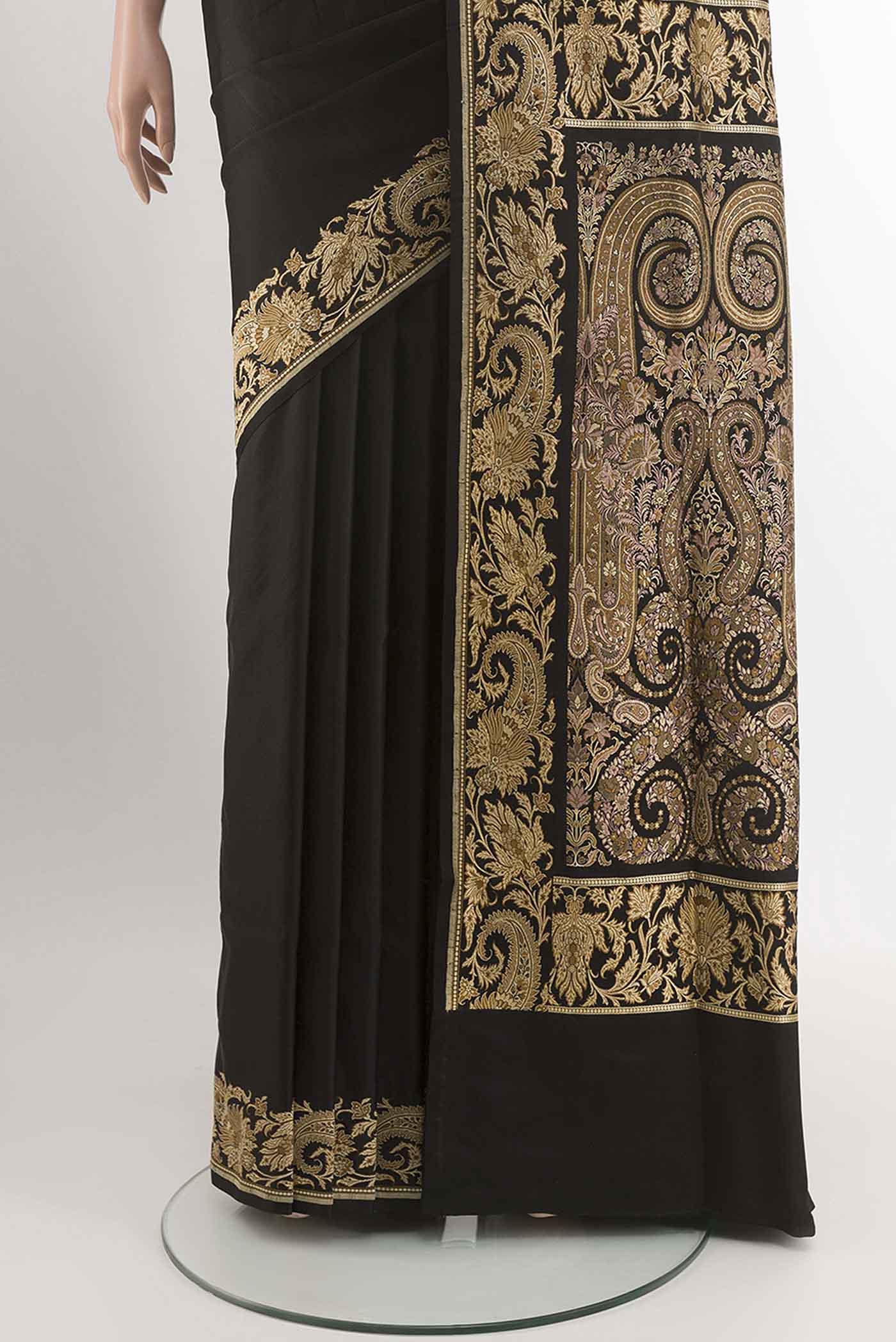 pleats pallu