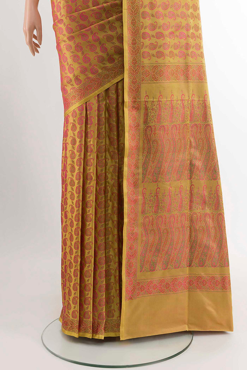 pleats pallu
