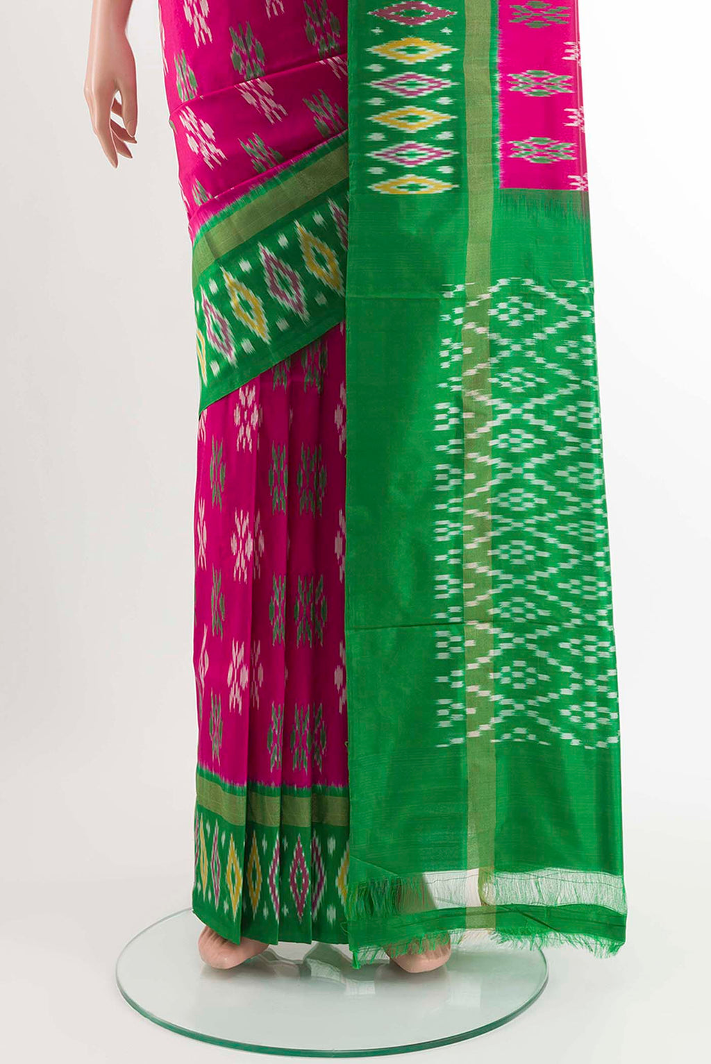 pleats pallu