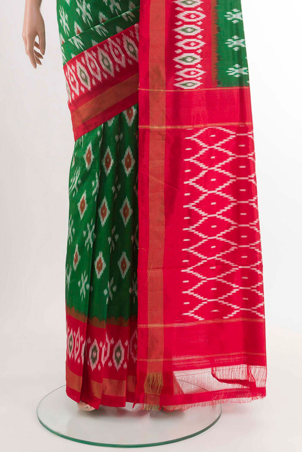 pleats pallu