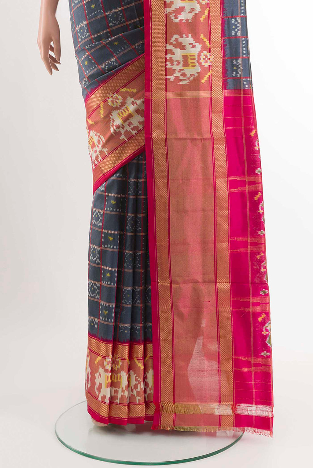 pleats pallu