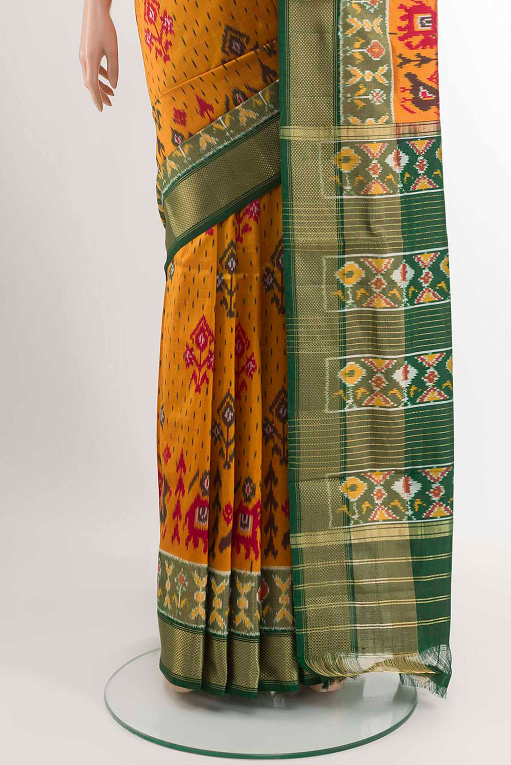 pleats pallu