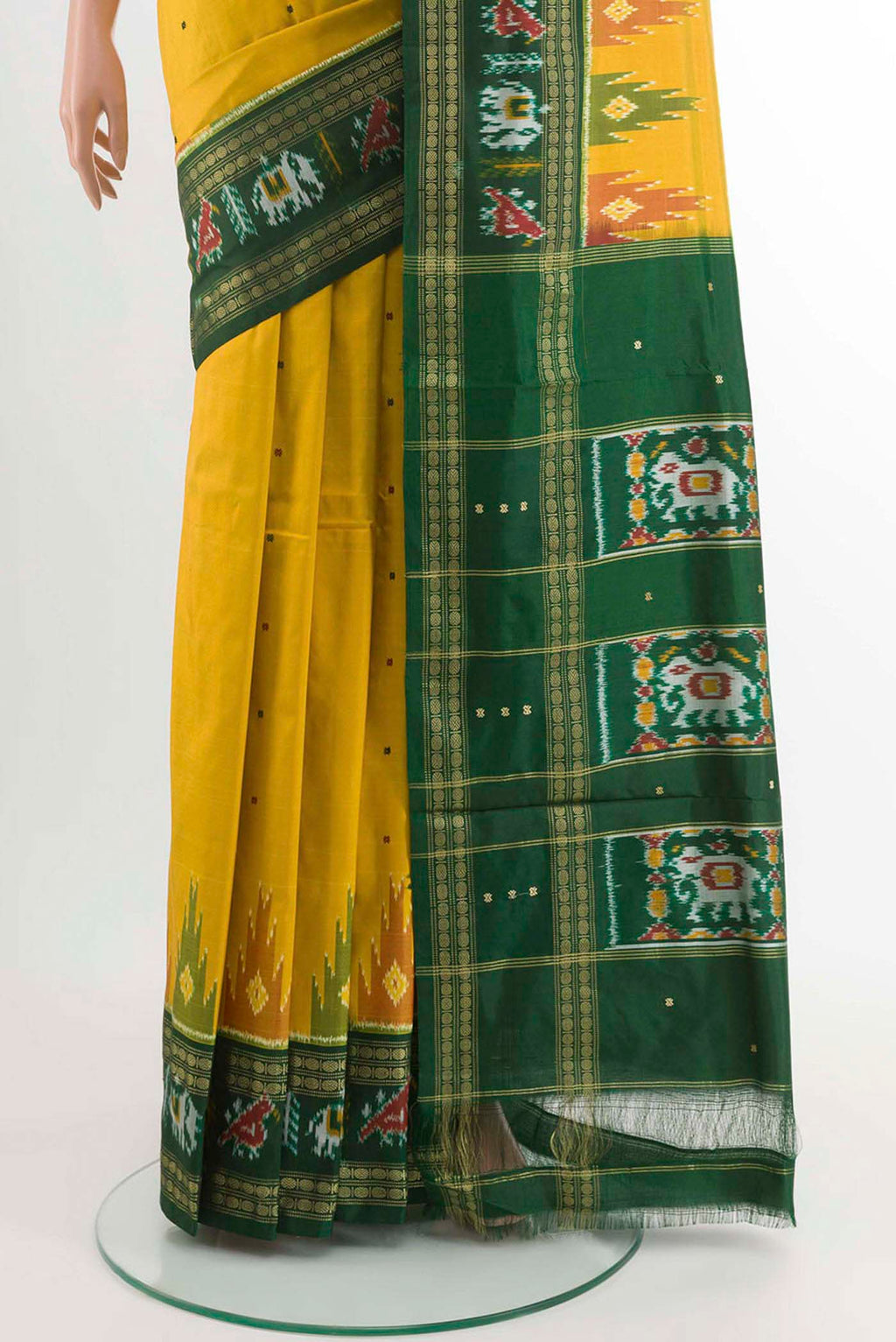 pleats pallu