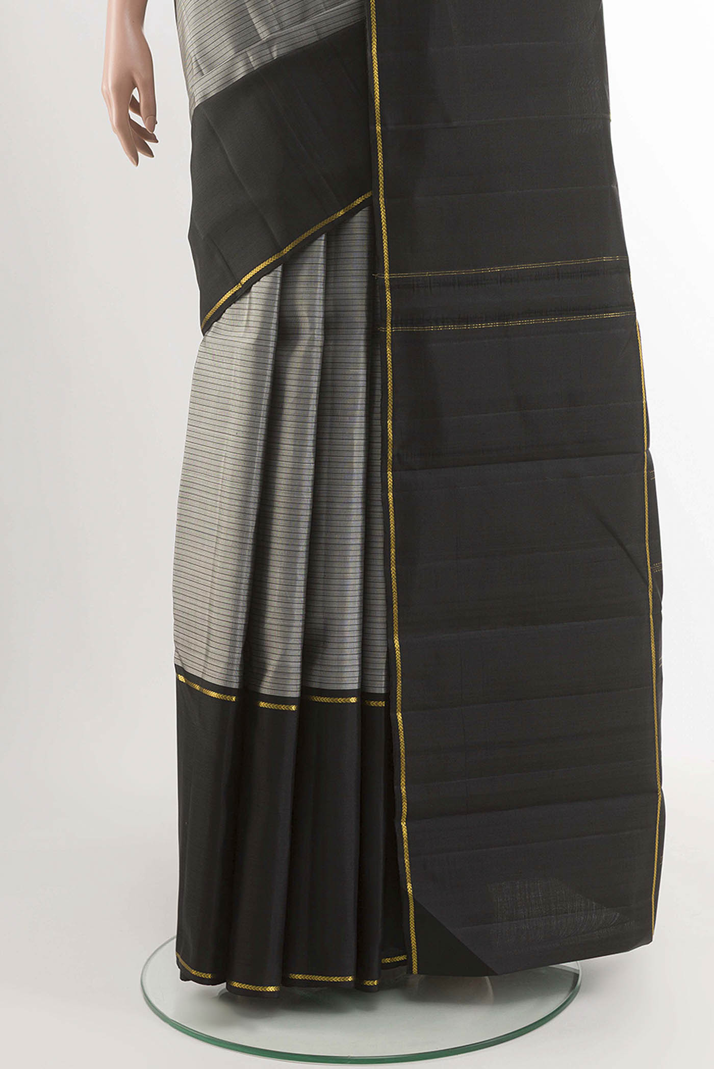 pleats pallu