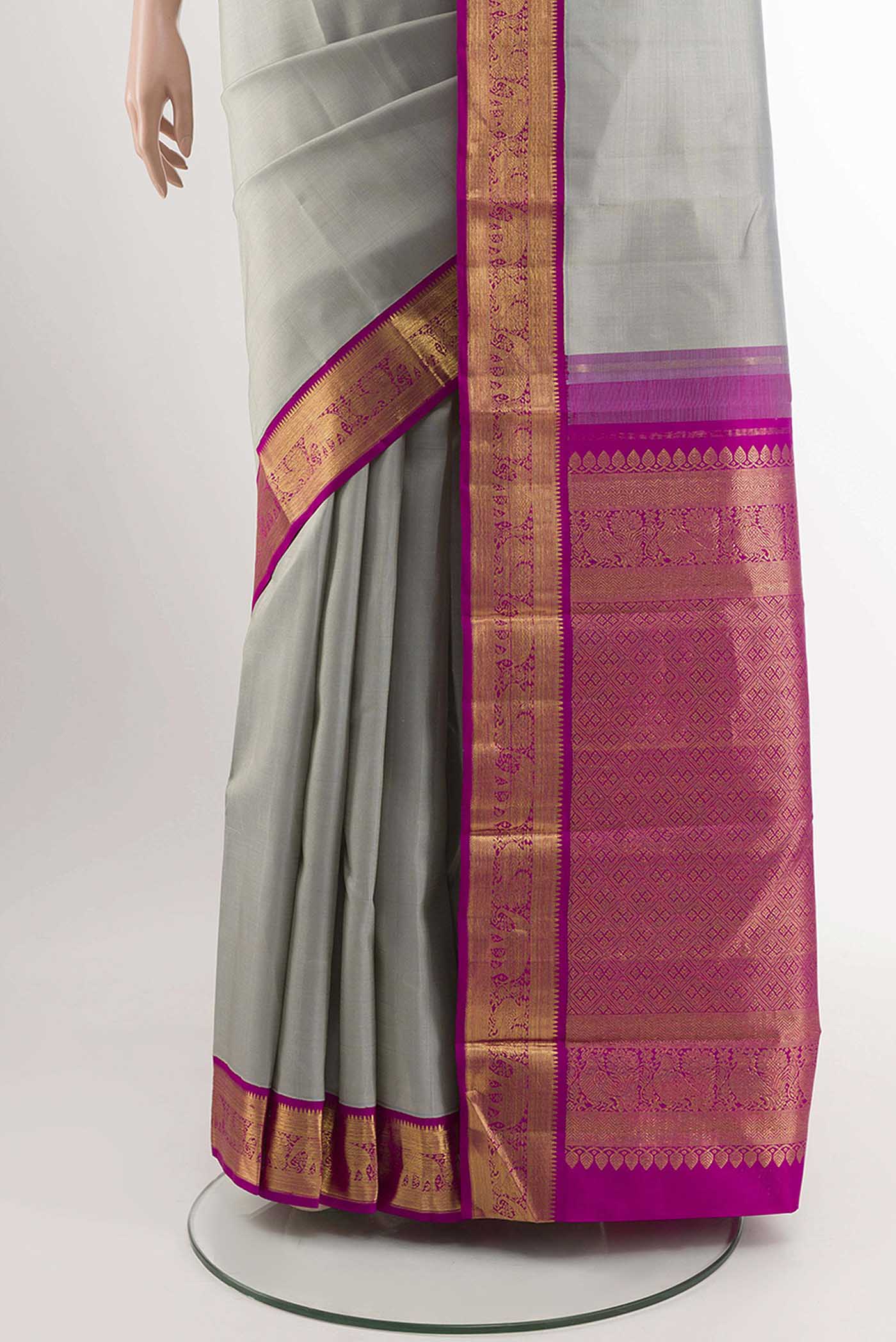 pleats pallu