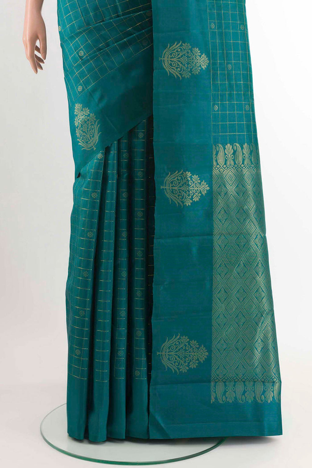 pleats pallu