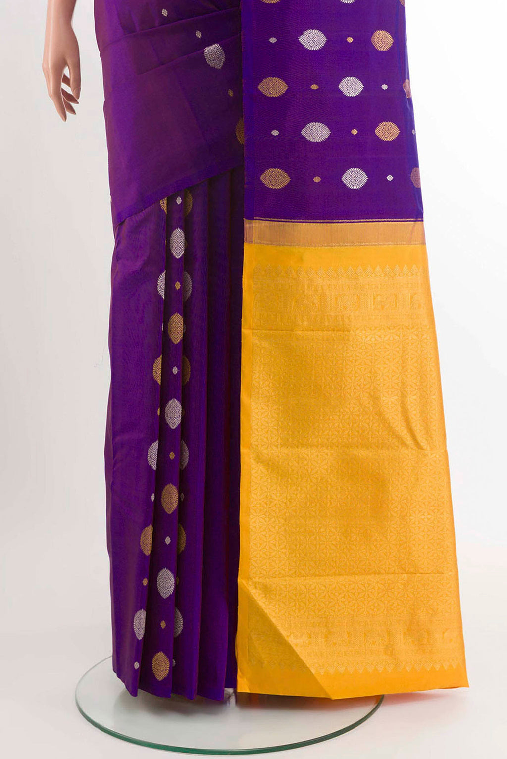 pleats pallu