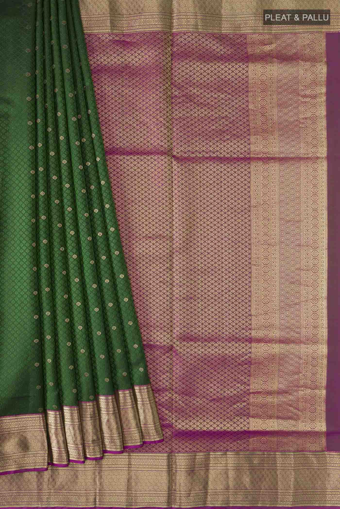 pleats pallu
