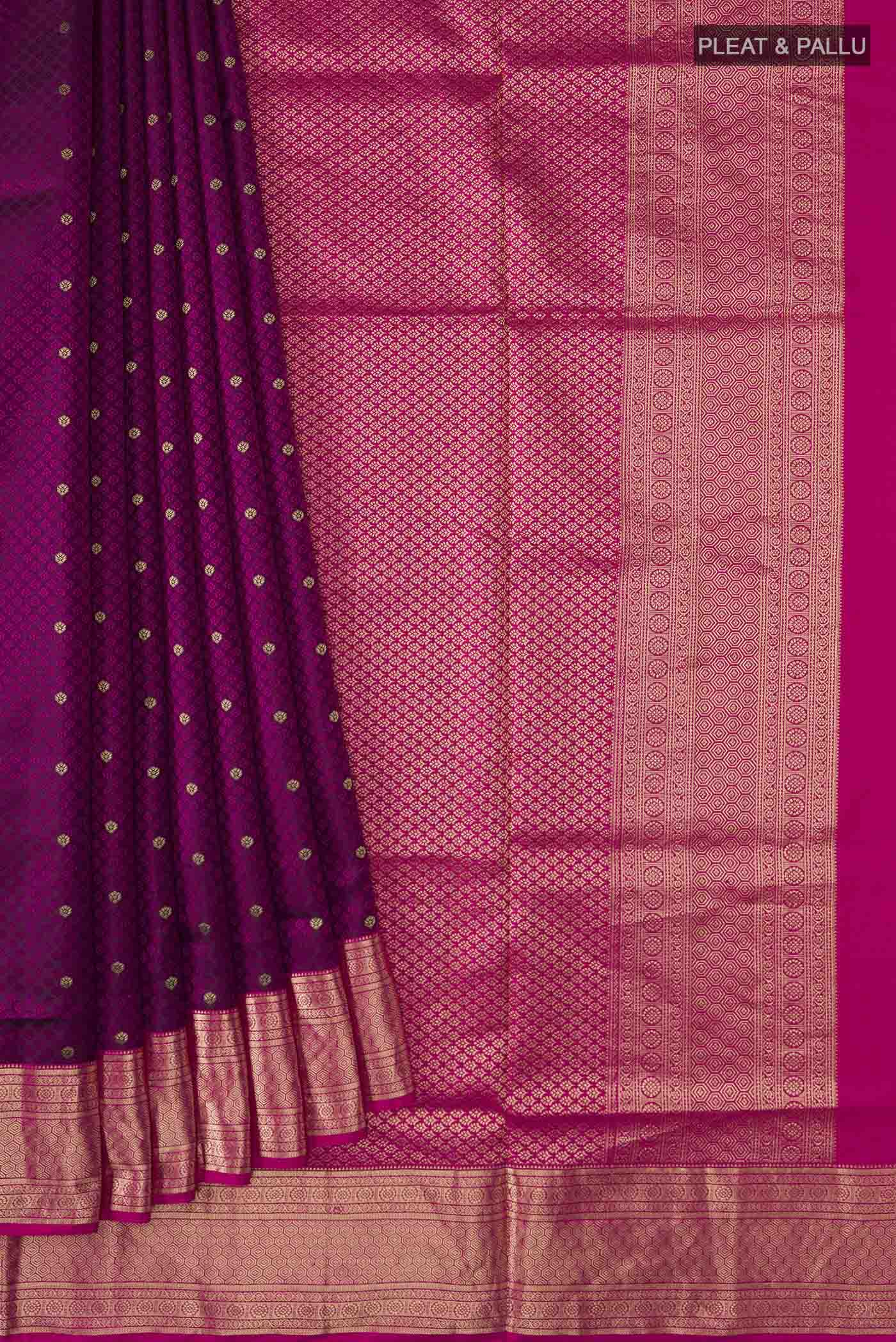 pleats pallu