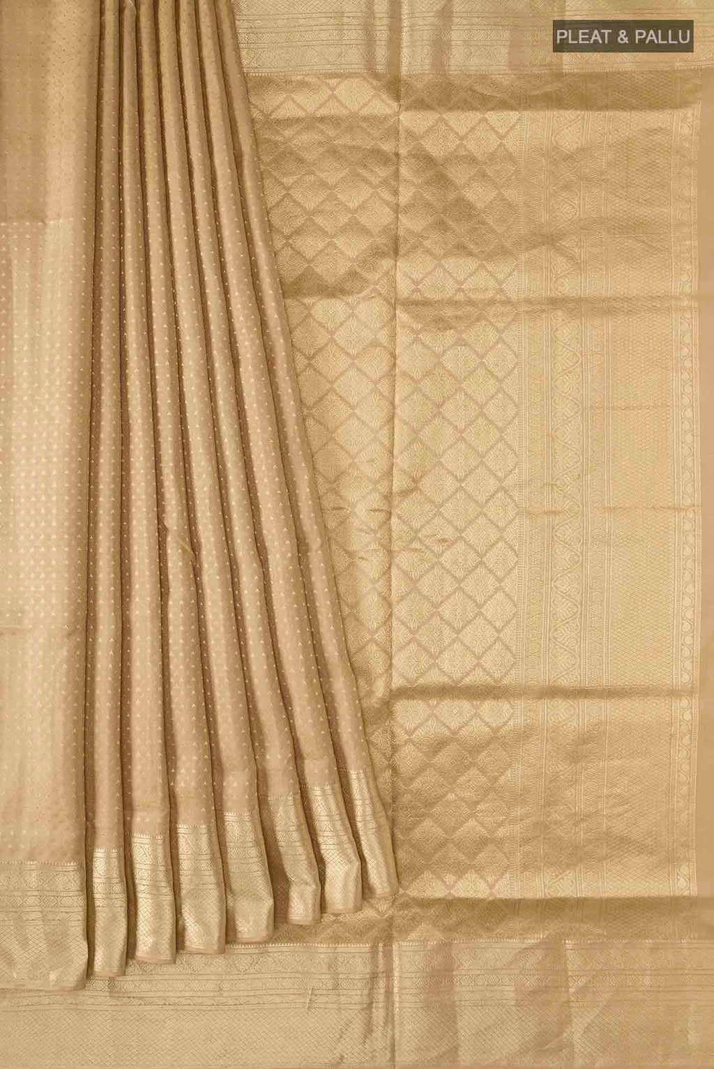 pleats pallu