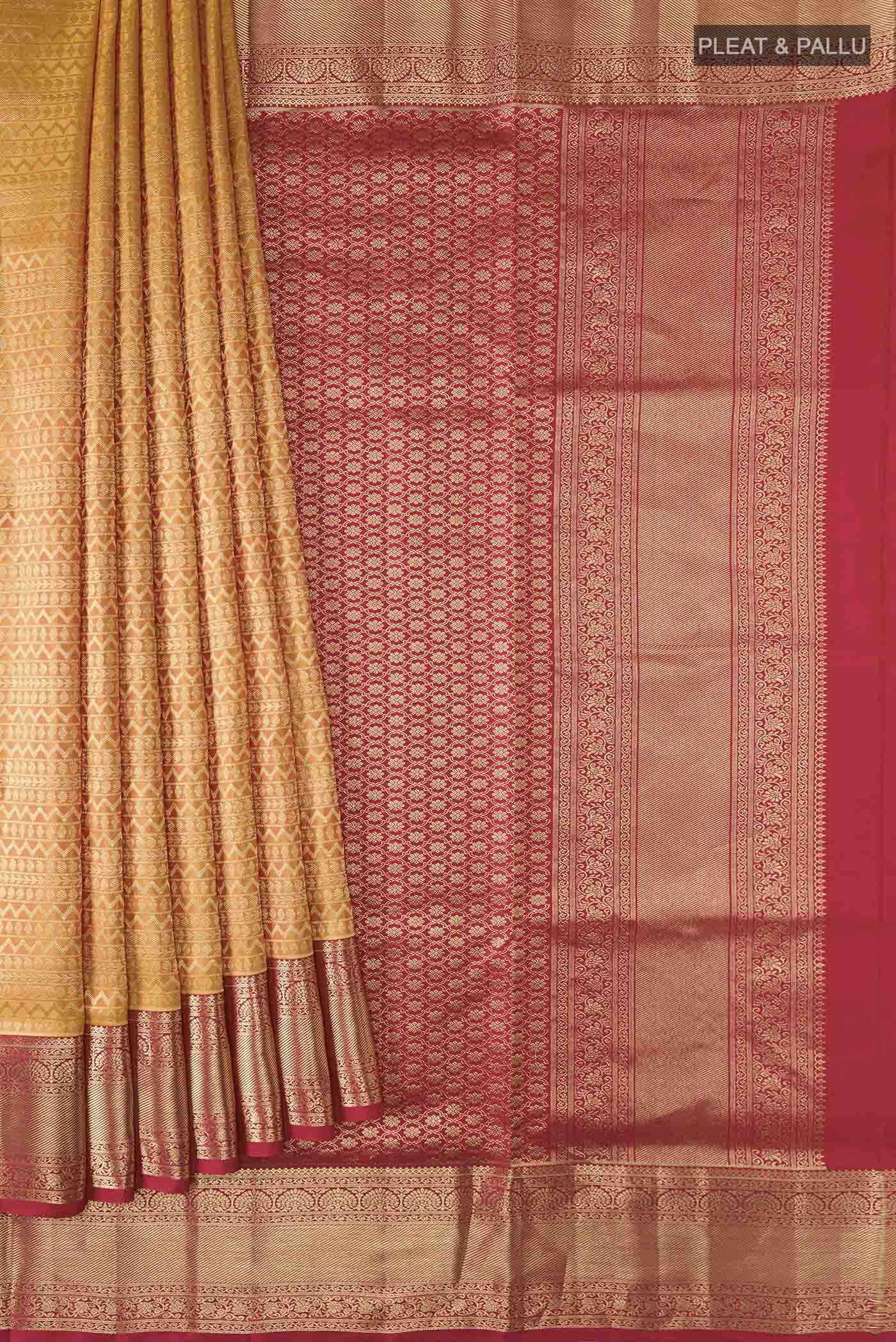pleats pallu