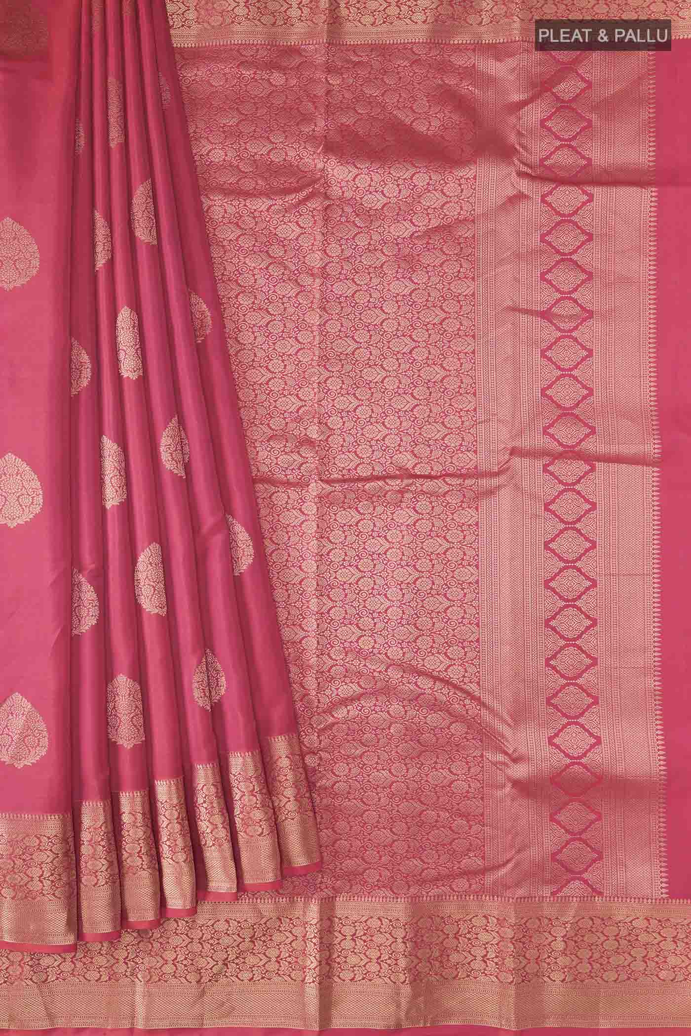 pleats pallu