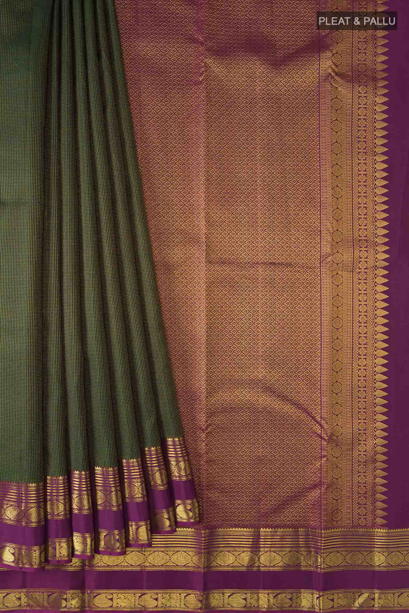 pleats pallu