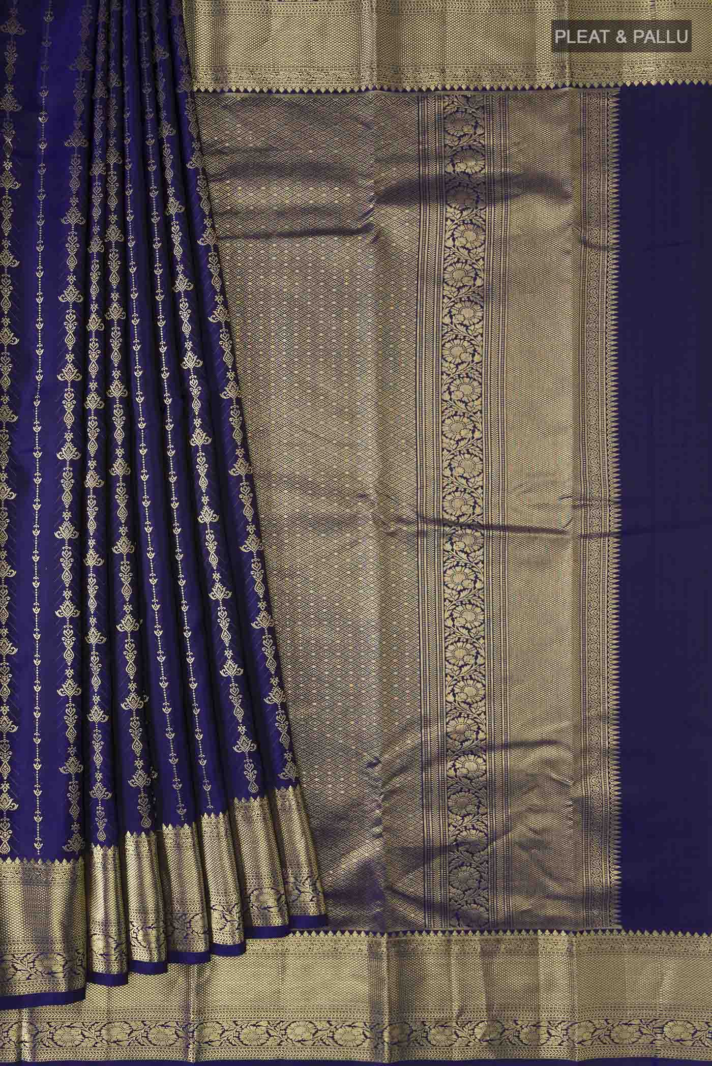 pleats pallu