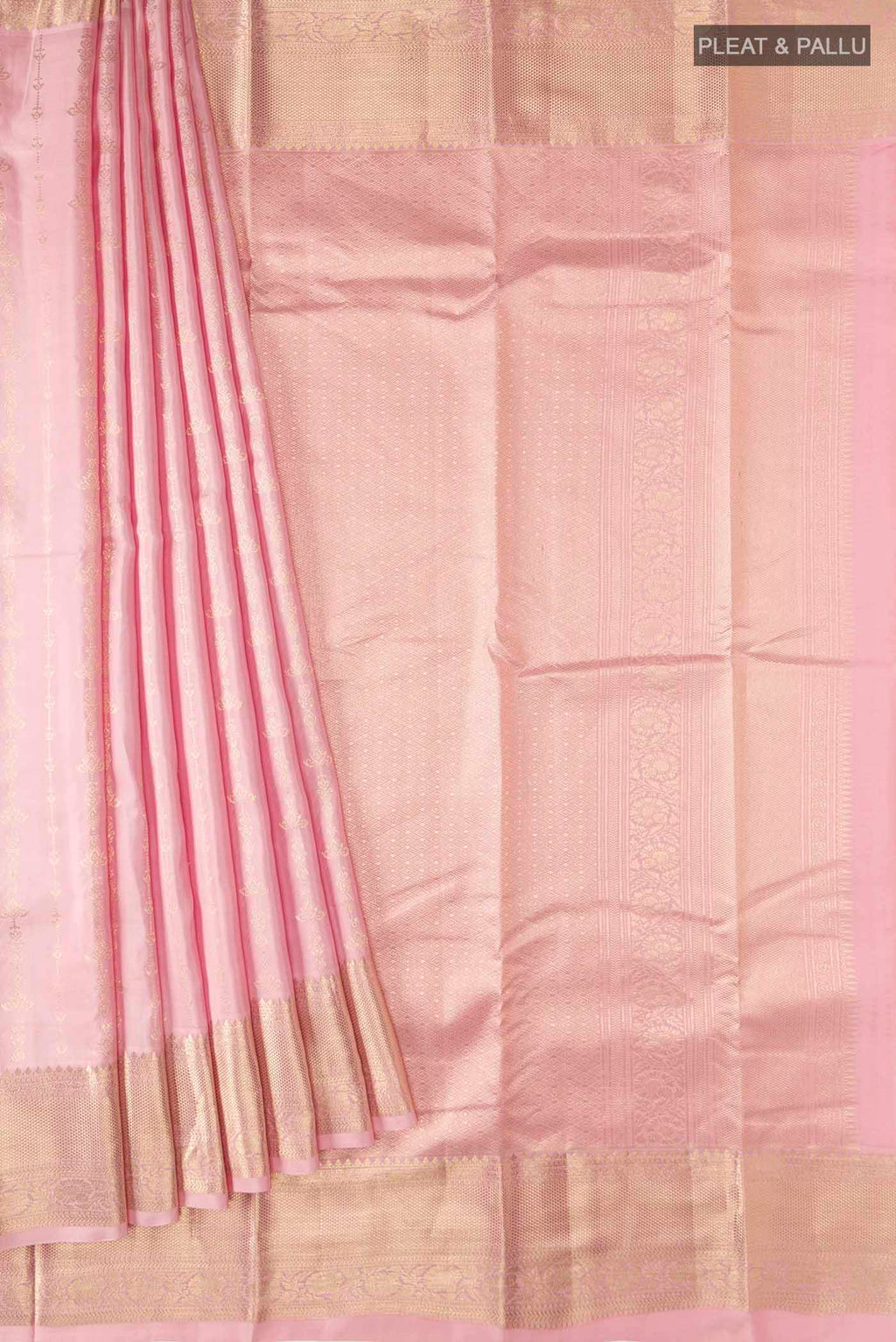 pleats pallu