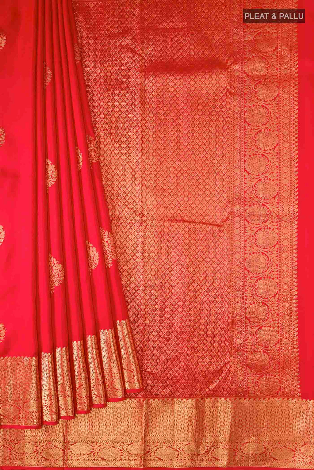 pleats pallu