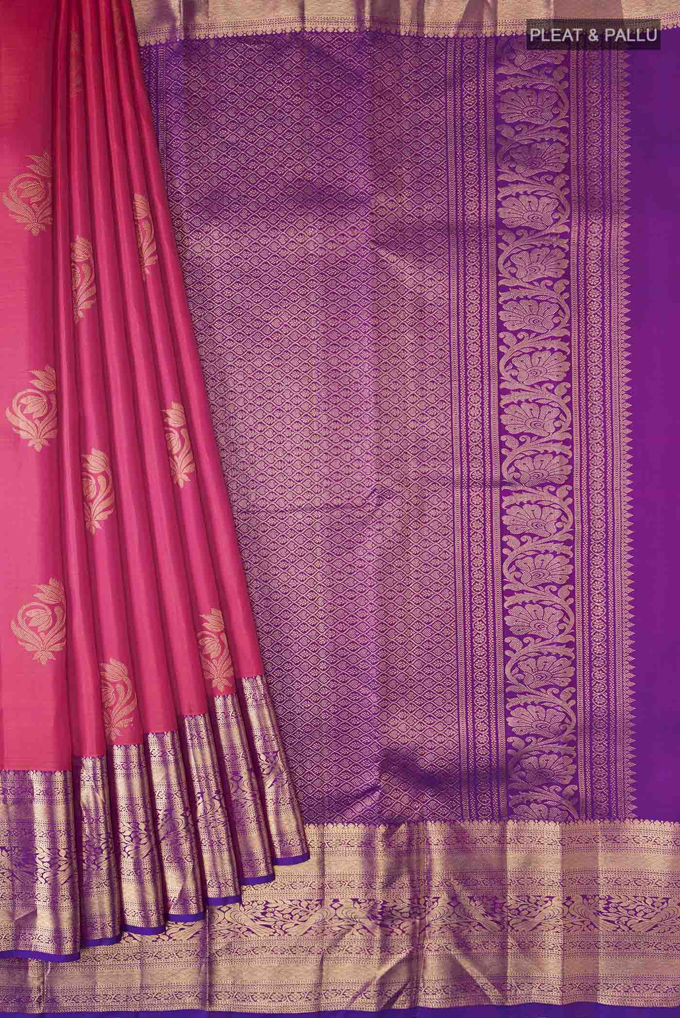 pleats pallu