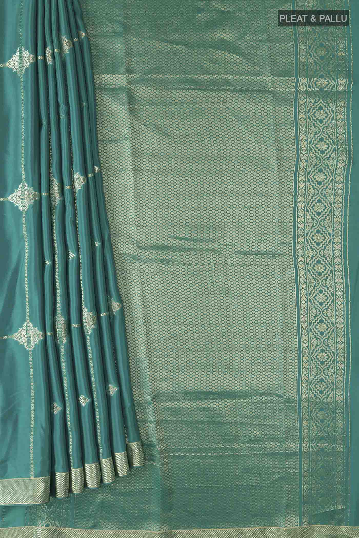 pleats pallu