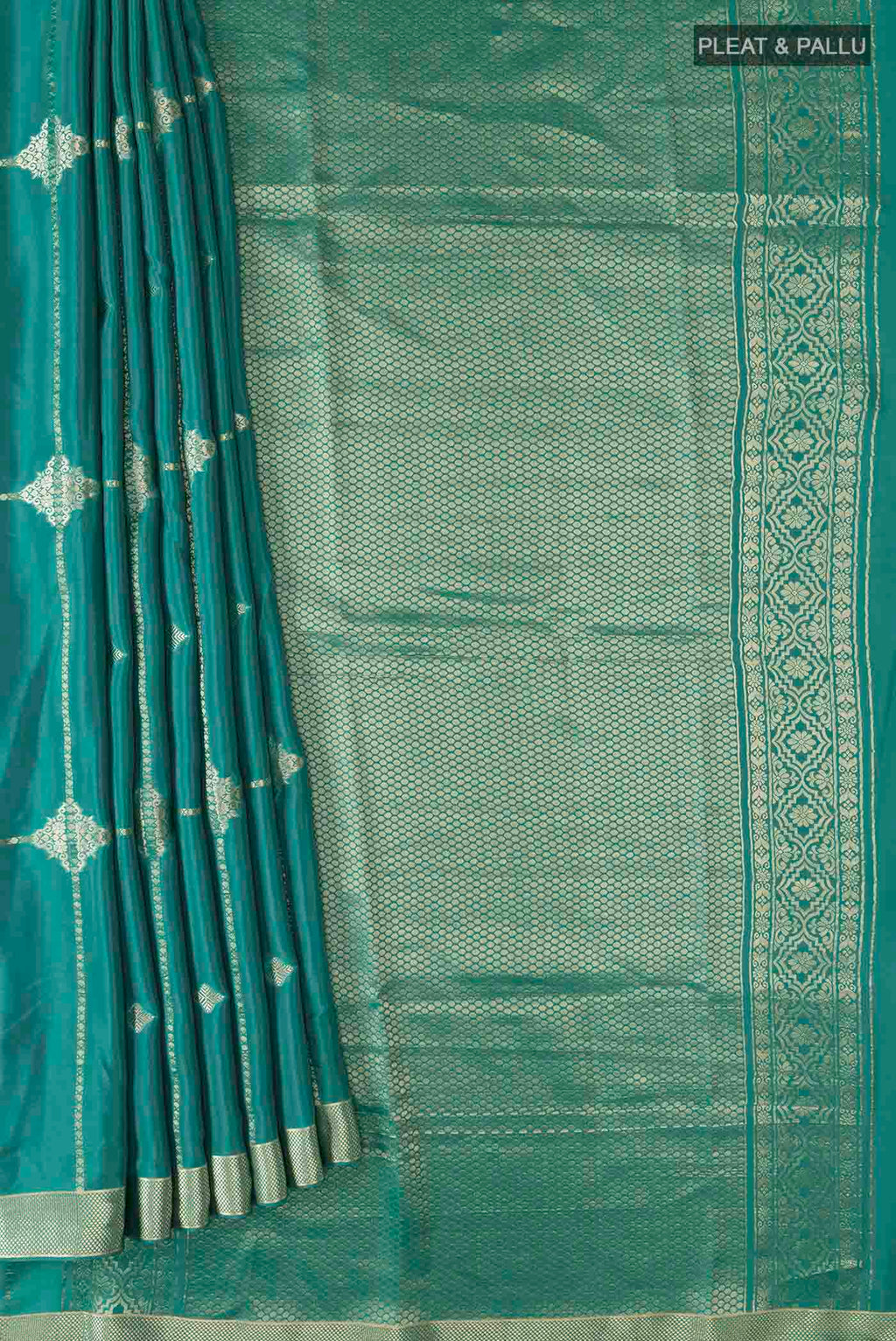 pleats pallu