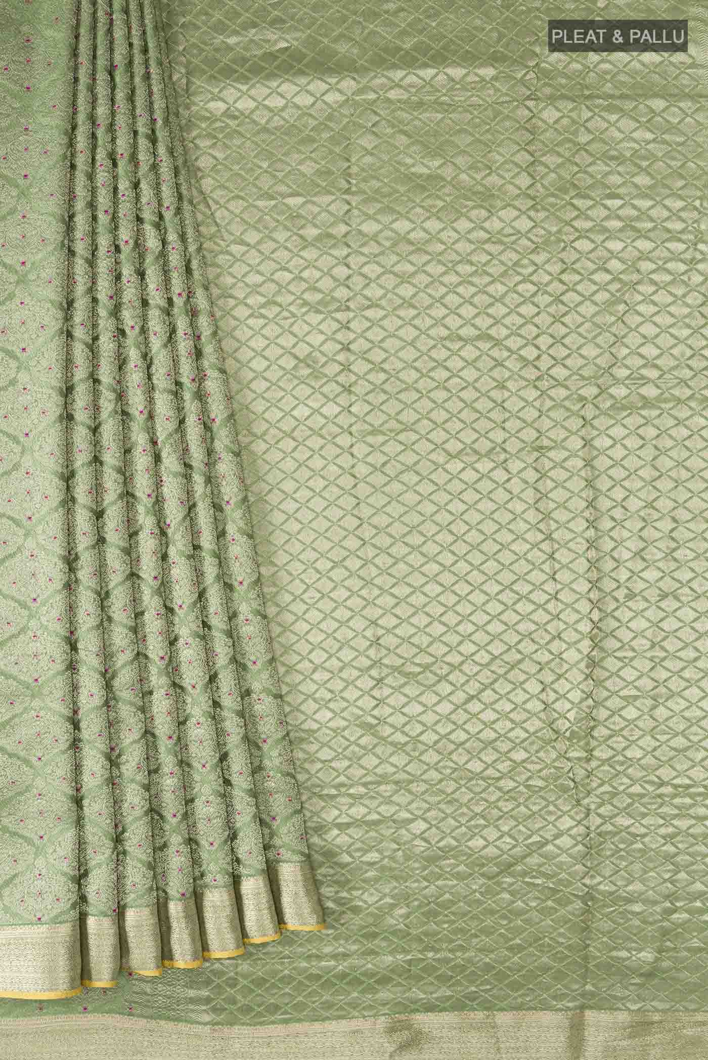 pleats pallu