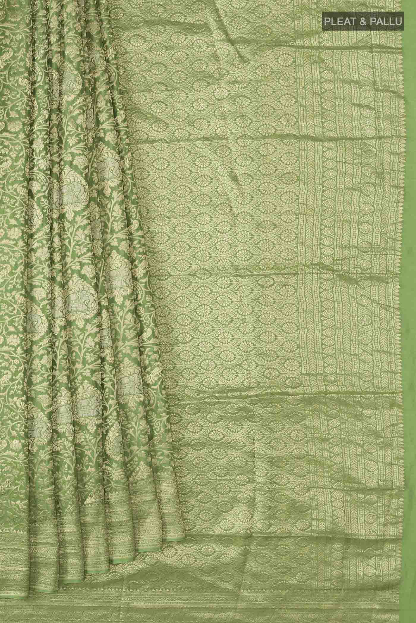 pleats pallu