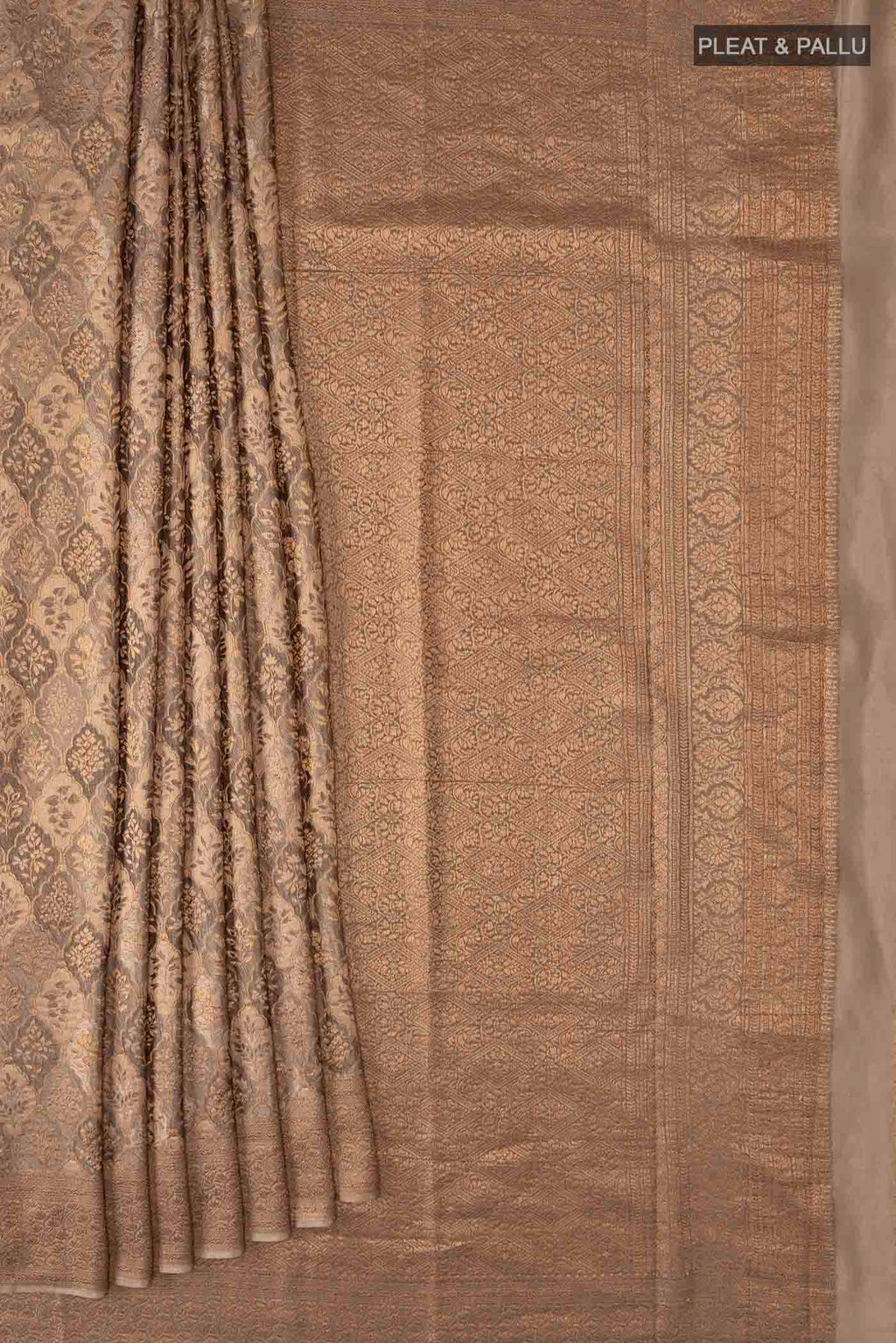 pleats pallu