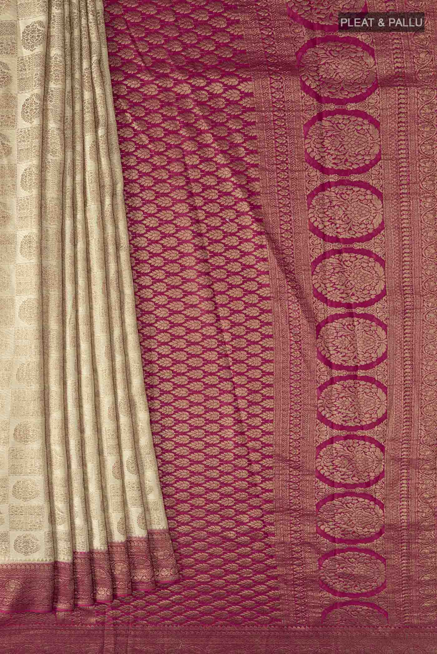 pleats pallu