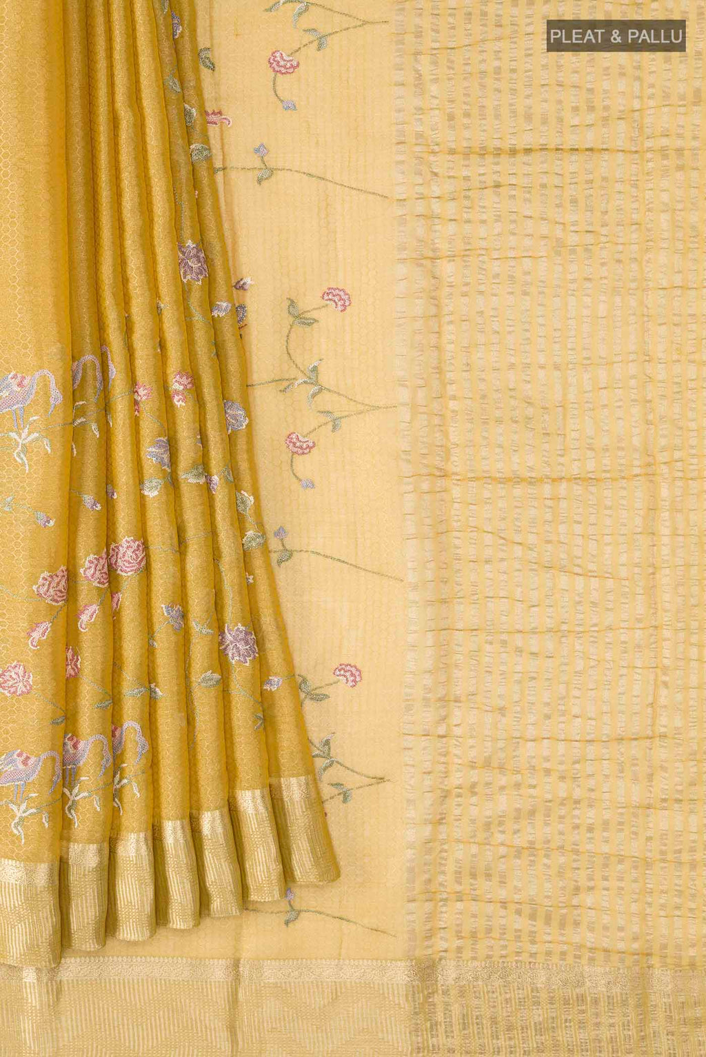 pleats pallu
