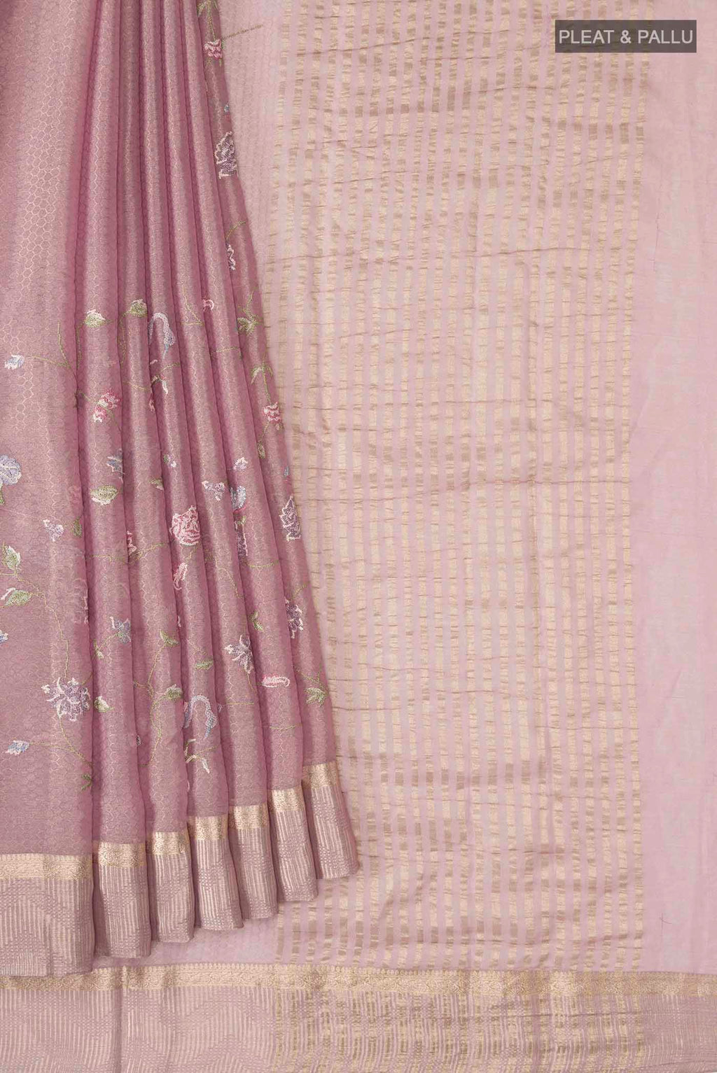 pleats pallu