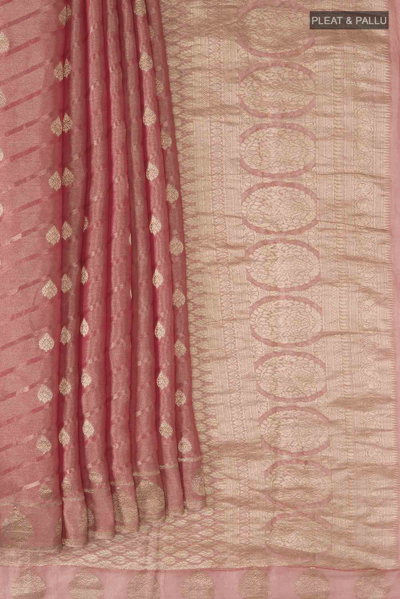 pleats pallu