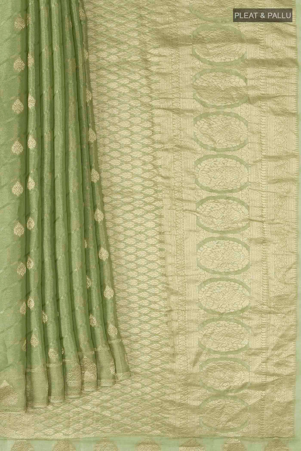 pleats pallu