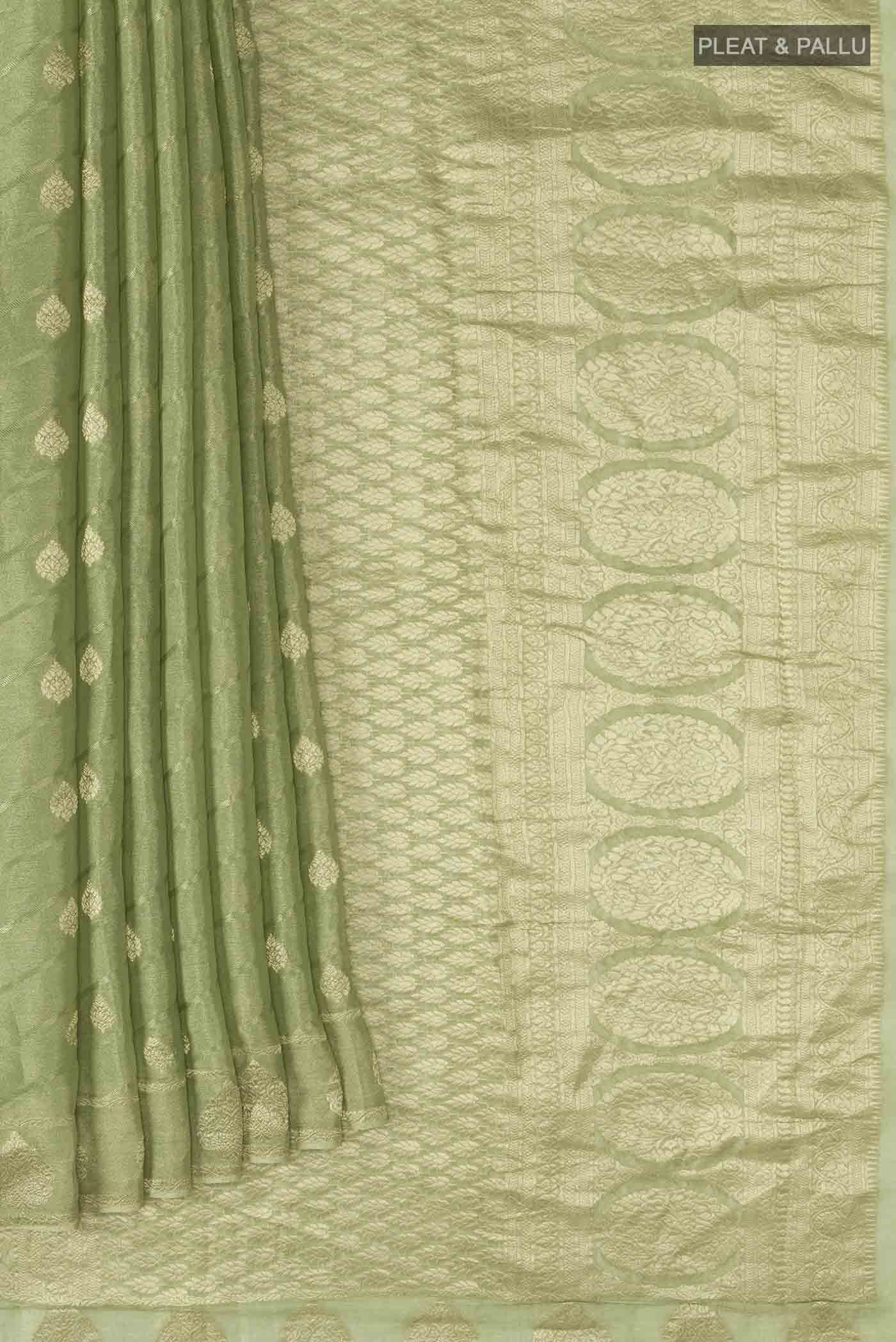 pleats pallu
